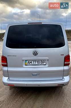 Минивэн Volkswagen Multivan 2005 в Житомире