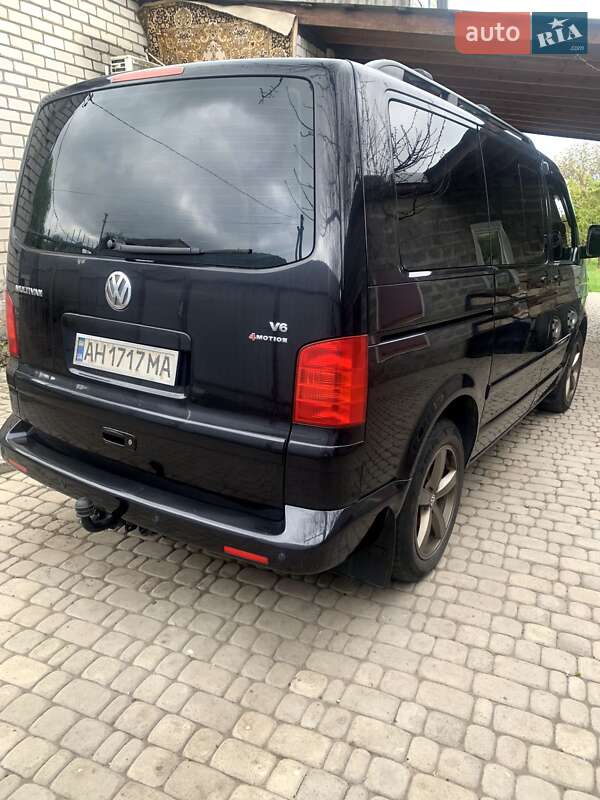 Минивэн Volkswagen Multivan 2006 в Краматорске