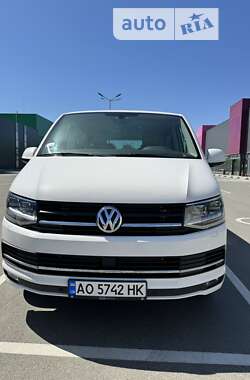 Мінівен Volkswagen Multivan 2015 в Києві