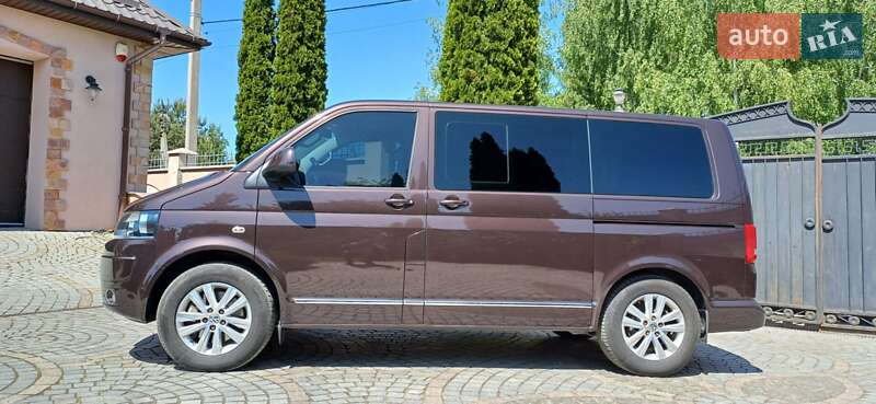 Мінівен Volkswagen Multivan 2012 в Києві