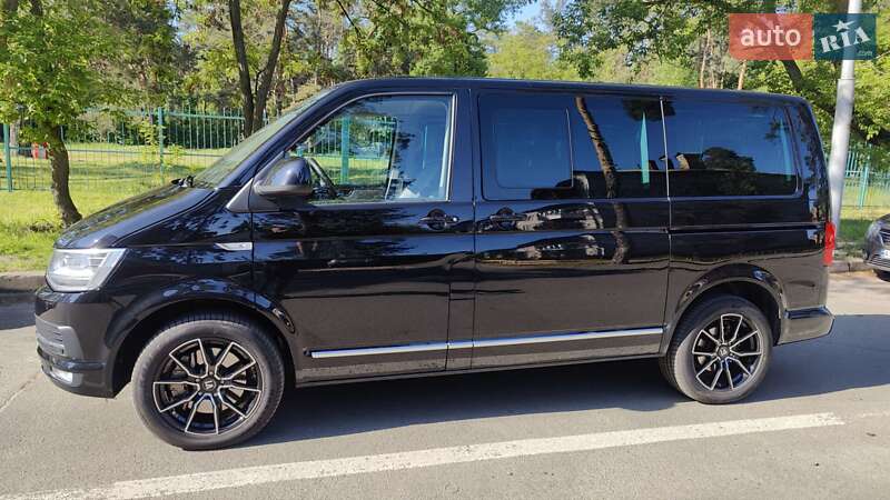 Минивэн Volkswagen Multivan 2015 в Киеве