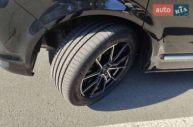 Мінівен Volkswagen Multivan 2015 в Києві