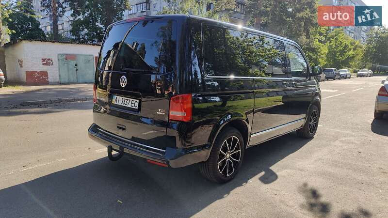Минивэн Volkswagen Multivan 2015 в Киеве