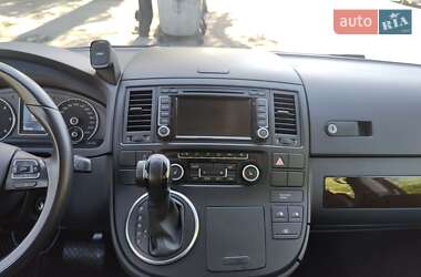Мінівен Volkswagen Multivan 2015 в Києві