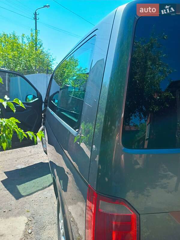 Минивэн Volkswagen Multivan 2017 в Мироновке фото 12 Минивэн Volkswagen Multivan 2017 в Мироновке