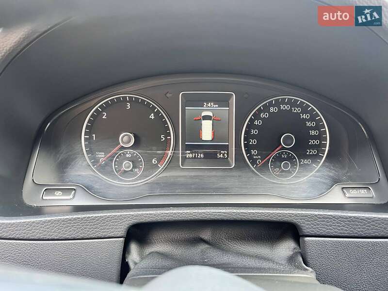 Минивэн Volkswagen Multivan 2011 в Житомире