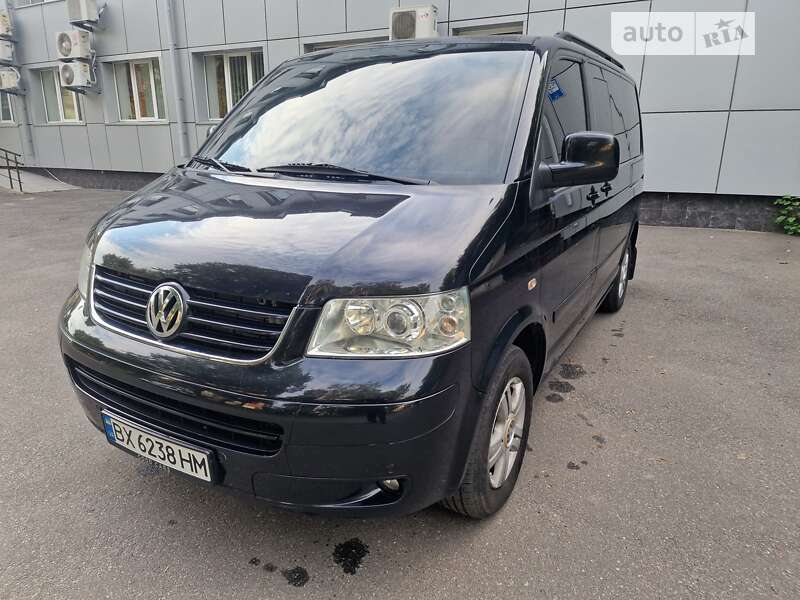 Минивэн Volkswagen Multivan 2008 в Хмельницком