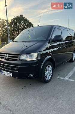 Volkswagen Multivan 2012