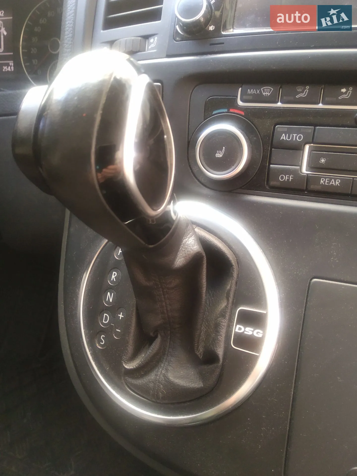2010 Volkswagen Multivan - мініатюра 11
