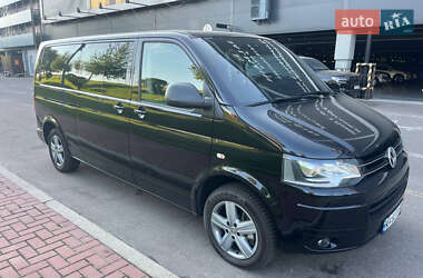 Минивэн Volkswagen Multivan 2013 в Киеве