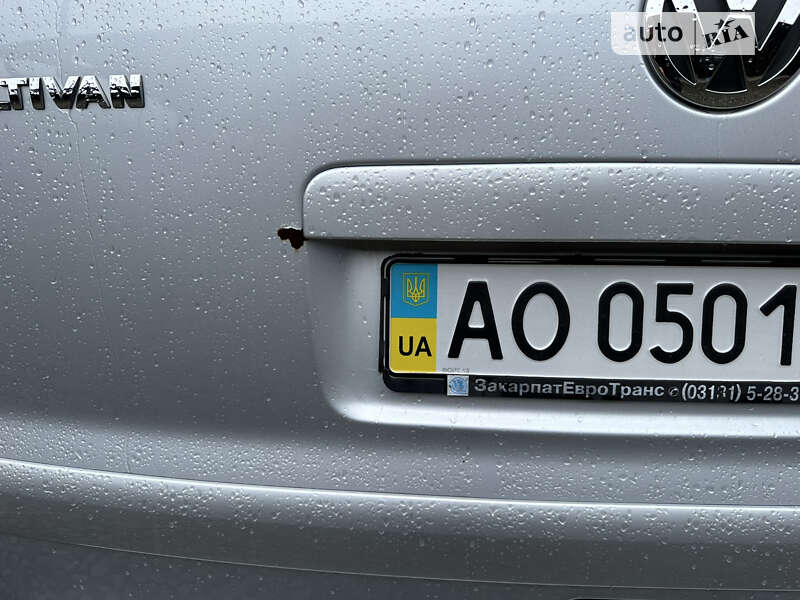 Минивэн Volkswagen Multivan 2008 в Тячеве