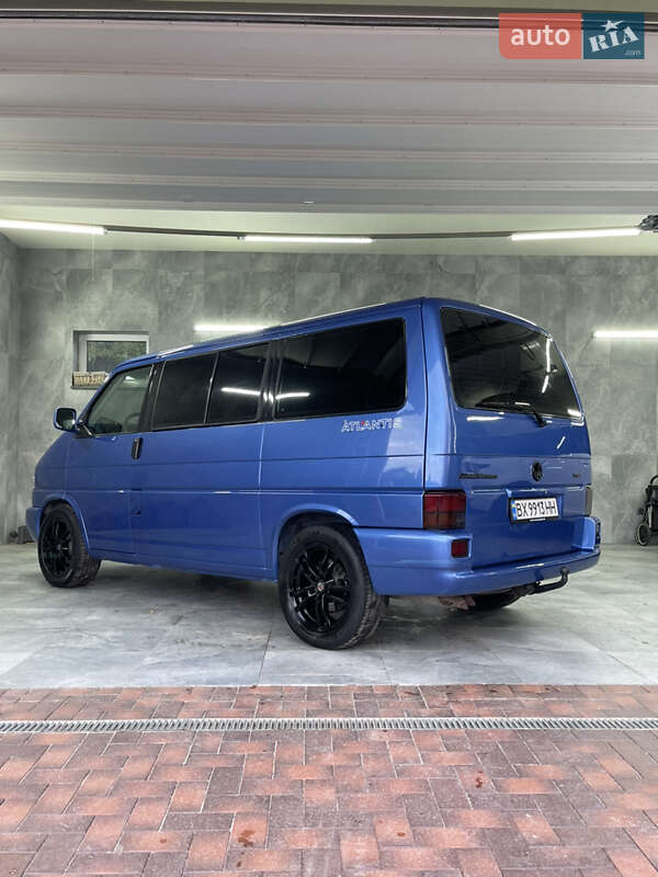 Минивэн Volkswagen Multivan 2002 в Хмельницком фото 5 Минивэн Volkswagen Multivan 2002 в Хмельницком