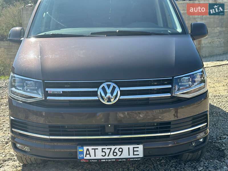 Минивэн Volkswagen Multivan 2017 в Ивано-Франковске