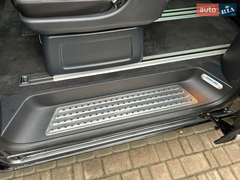 Минивэн Volkswagen Multivan 2018 в Львове
