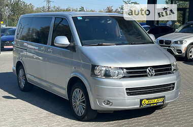 Минивэн Volkswagen Multivan 2014 в Черновцах