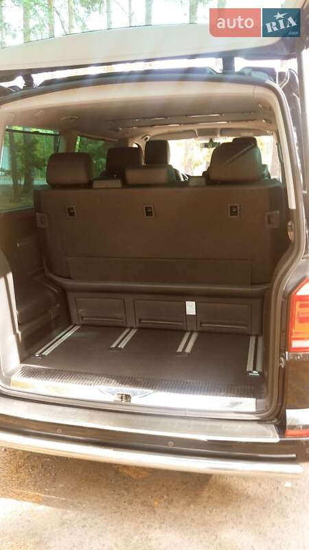 Минивэн Volkswagen Multivan 2017 в Киеве фото 7 Минивэн Volkswagen Multivan 2017 в Киеве