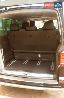 Минивэн Volkswagen Multivan 2017 в 