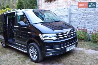 Минивэн Volkswagen Multivan 2017 в 