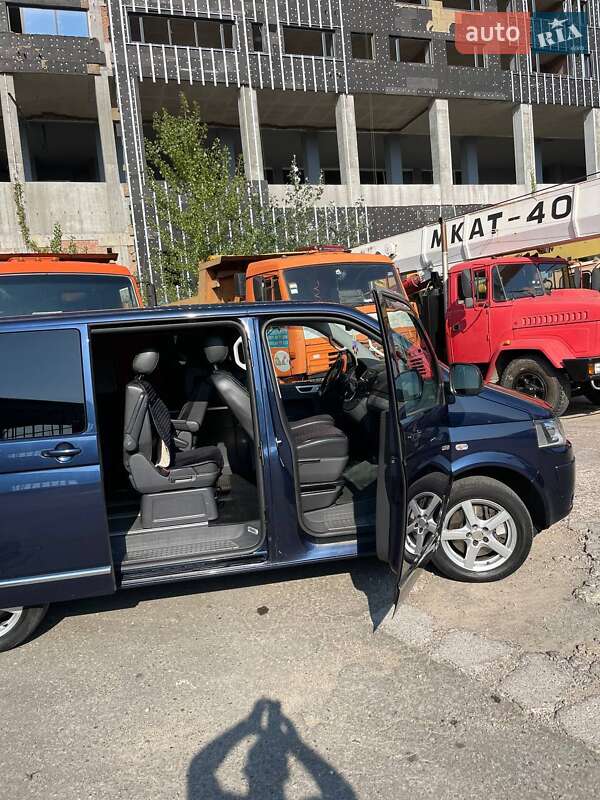 Минивэн Volkswagen Multivan 2014 в Киеве фото 10 Минивэн Volkswagen Multivan 2014 в Киеве