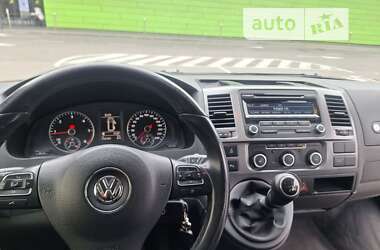 Минивэн Volkswagen Multivan 2014 в Киеве