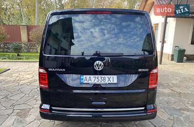 Минивэн Volkswagen Multivan 2018 в Киеве