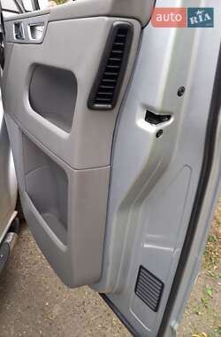 Мінівен Volkswagen Multivan 2007 в 