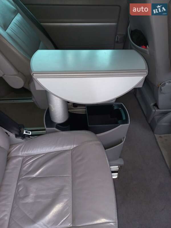 Минивэн Volkswagen Multivan 2007 в Киеве