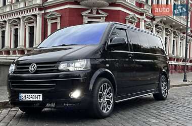 Минивэн Volkswagen Multivan 2010 в 