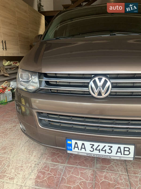 Мобильный дом Volkswagen Multivan 2013 в 