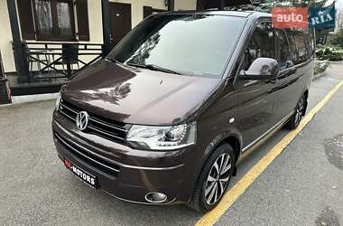 Минивэн Volkswagen Multivan 2012 в Киеве