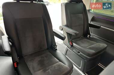 Минивэн Volkswagen Multivan 2012 в Киеве