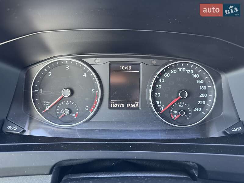 Минивэн Volkswagen Multivan 2016 в Львове