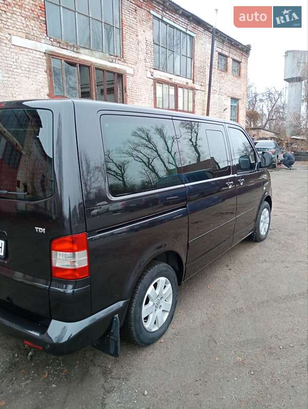 Мінівен Volkswagen Multivan 2004 в Козелеці