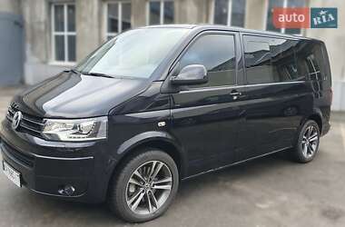 Минивэн Volkswagen Multivan 2014 в Киеве