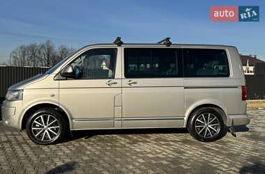 Мінівен Volkswagen Multivan 2013 в Стрию