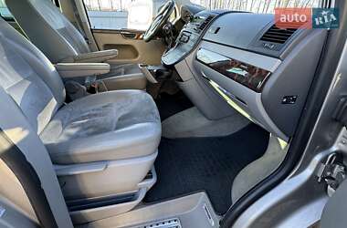 Мінівен Volkswagen Multivan 2013 в Стрию