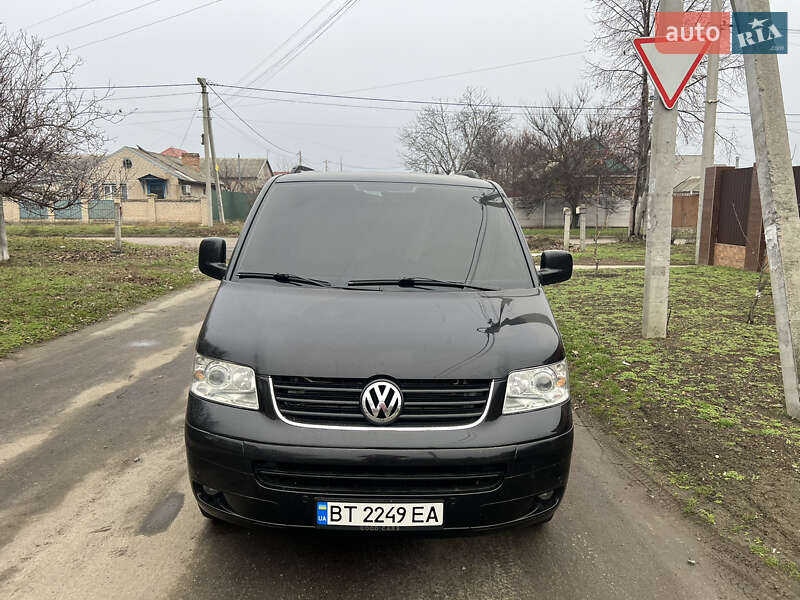 Минивэн Volkswagen Multivan 2008 в Херсоне