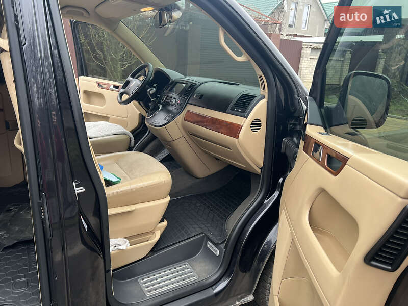 Минивэн Volkswagen Multivan 2008 в Херсоне