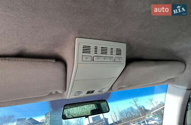 Минивэн Volkswagen Multivan 2008 в 