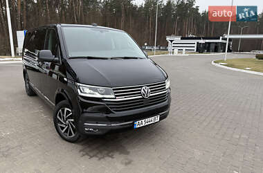 Мінівен Volkswagen Multivan 2023 в Києві