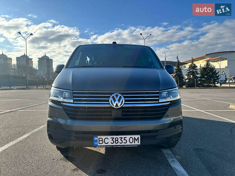 Минивэн Volkswagen Multivan 2020 в Киеве