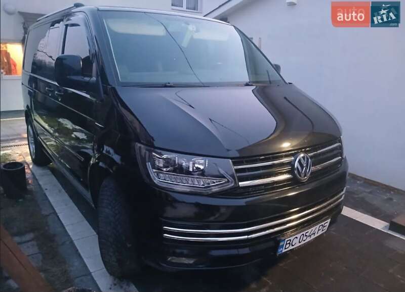 Минивэн Volkswagen Multivan 2006 в Львове