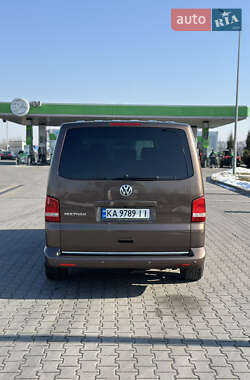 Минивэн Volkswagen Multivan 2011 в Киеве