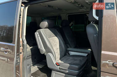 Минивэн Volkswagen Multivan 2015 в 