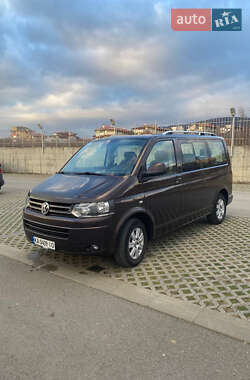 Мінівен Volkswagen Multivan 2012 в Києві