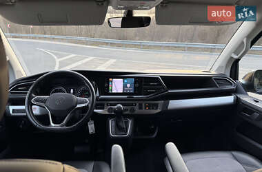 Минивэн Volkswagen Multivan 2021 в 