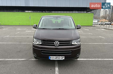 Минивэн Volkswagen Multivan 2012 в 