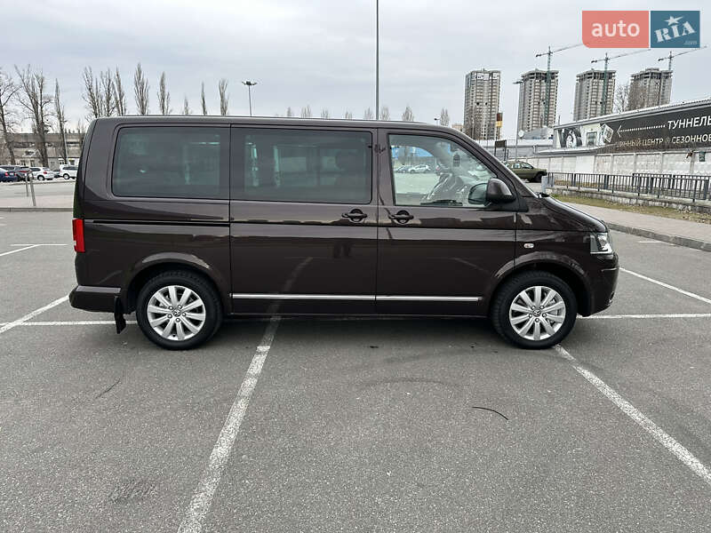 Минивэн Volkswagen Multivan 2012 в Киеве