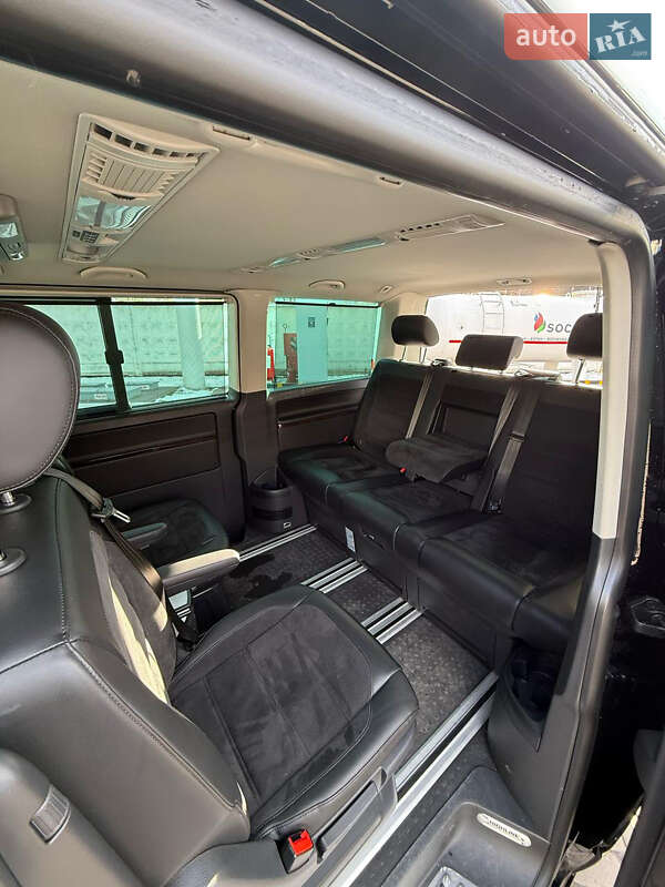 Минивэн Volkswagen Multivan 2019 в Киеве