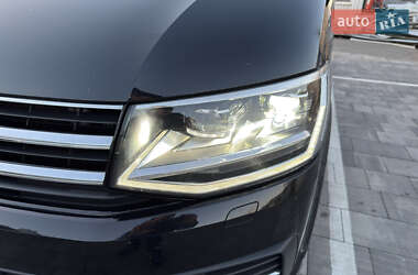 Минивэн Volkswagen Multivan 2019 в 
